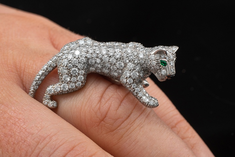 Cartier Panther Ring mit Diamanten Smaragd Onyx in 750er Weißgold OVP 56 