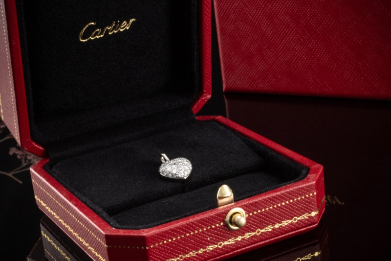 Cartier Herz Anhänger mit Diamanten Brillanten in 750er Weißgold OVP 